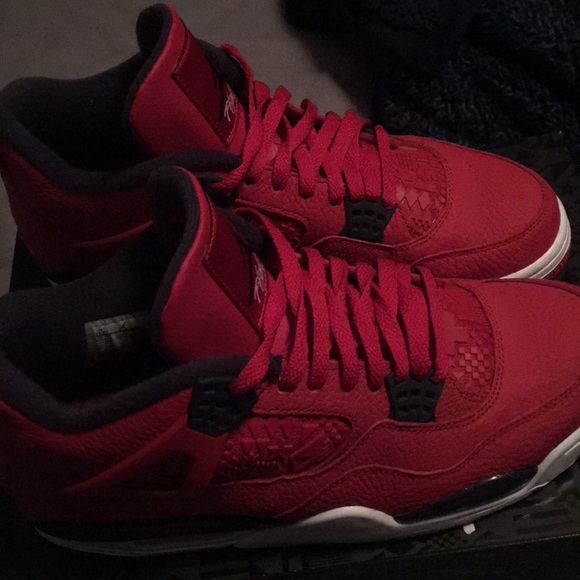 blue and red retro 4